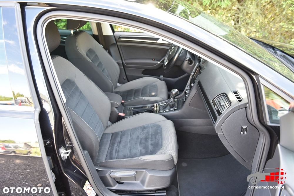 Volkswagen Golf - 19