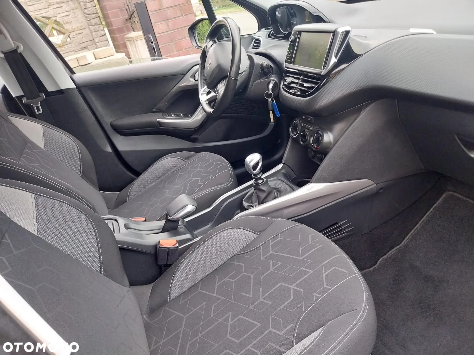 Peugeot 2008 - 16