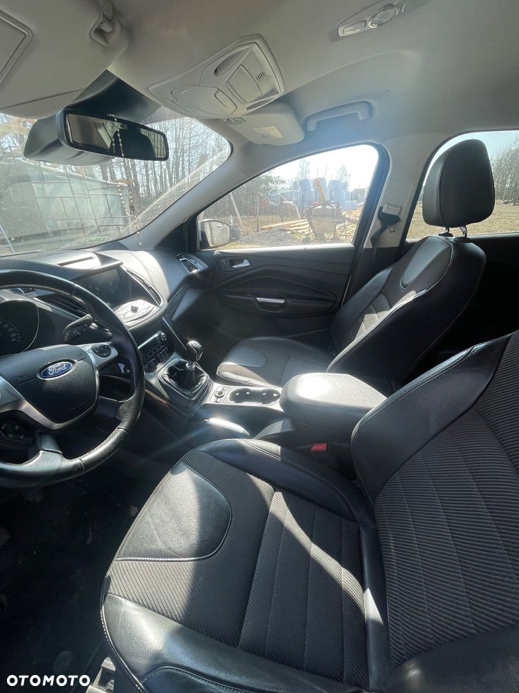 Ford Kuga 2.0 TDCi AWD Titanium - 6