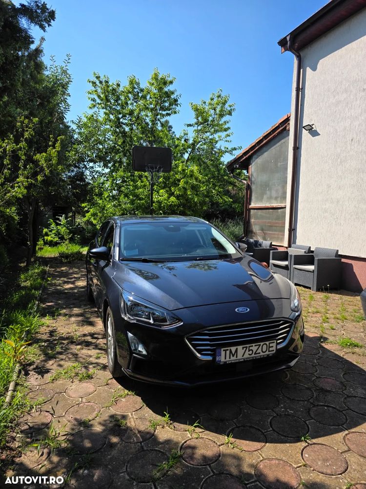 Ford Focus 1.0 EcoBoost MHEV Titanium - 1