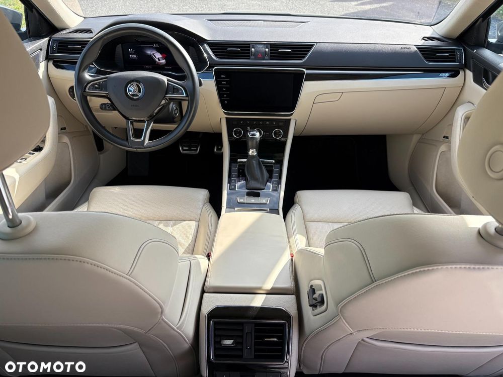 Skoda Superb 2.0 TDI L&K DSG - 11