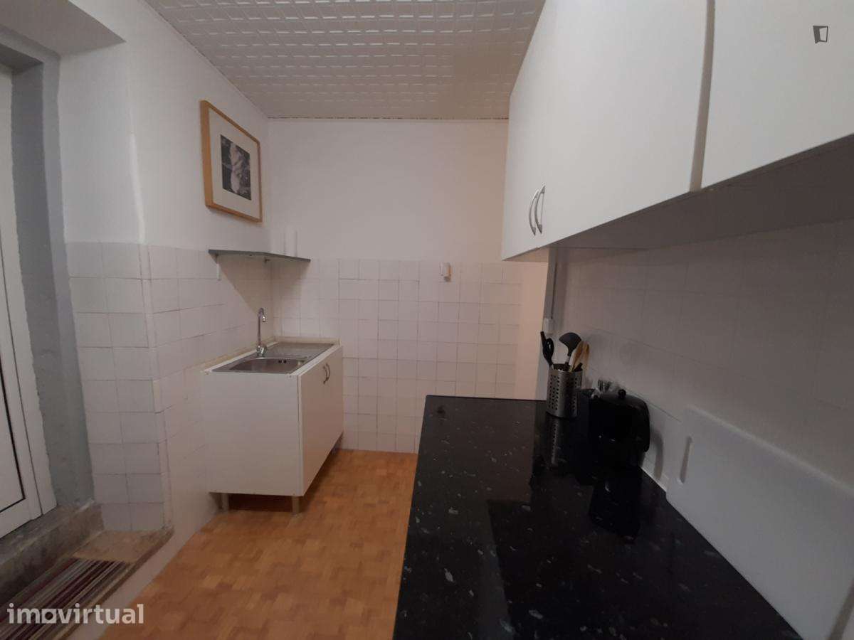 Apartamento com 1 quartos - localizado em Santa Apolónia Lisbon - Grande imagem: 5/6