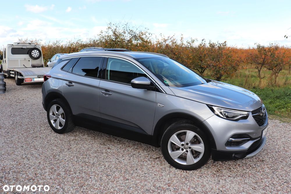Opel Grandland X 1.5 D Start/Stop Business Elegance - 17