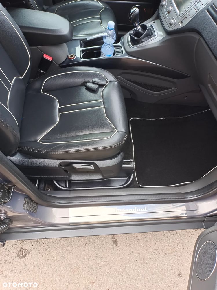 Ford Kuga 2.0 TDCi 4x4 Individual - 11