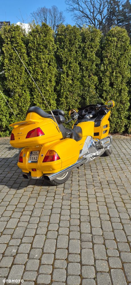 Honda GL - 9