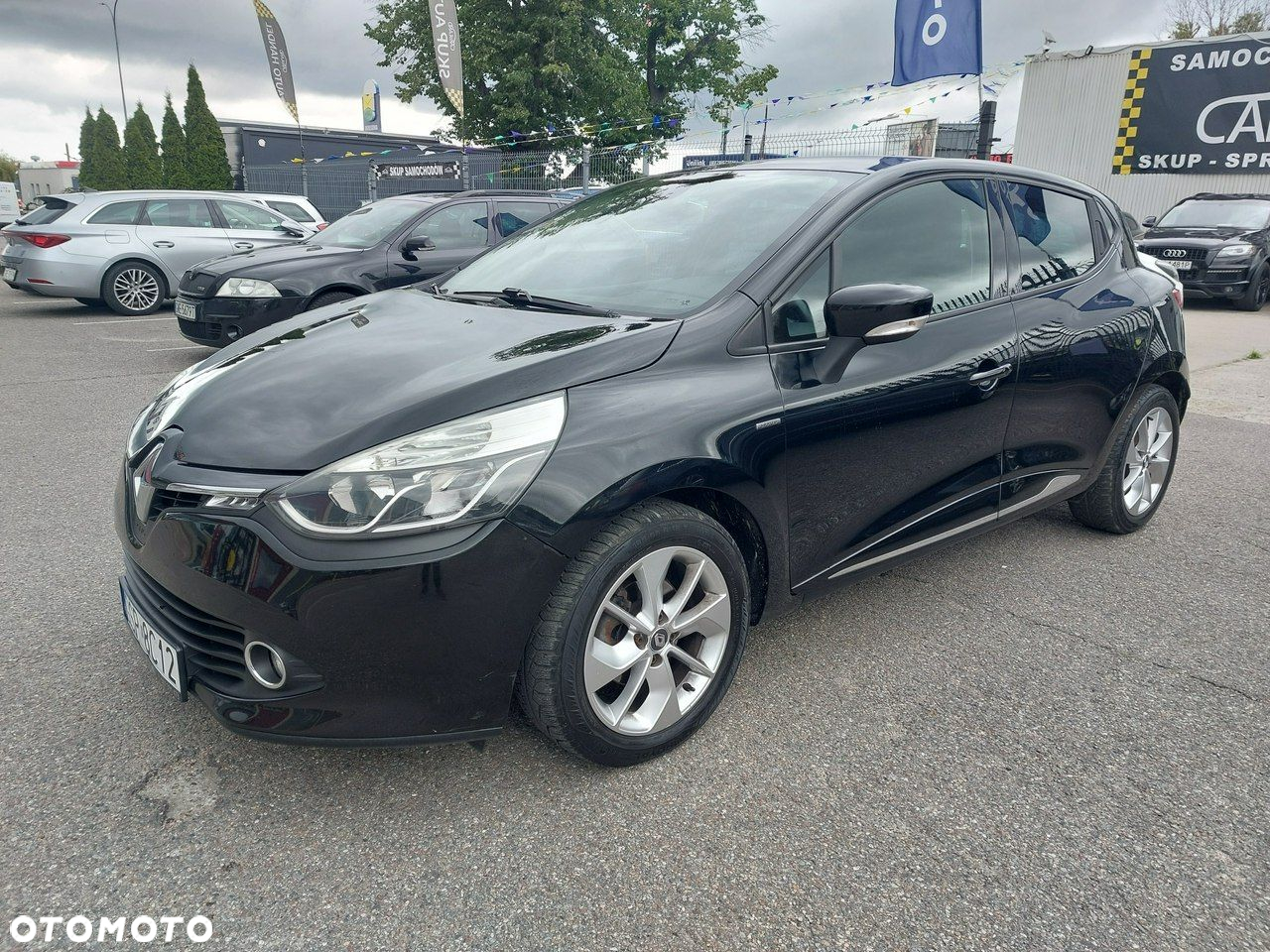 Renault Clio - 10