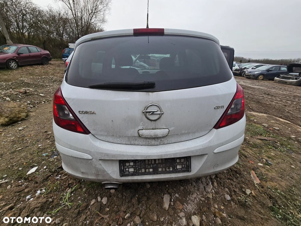 092 / OPEL CORSA D / NA CZĘŚCI - 5