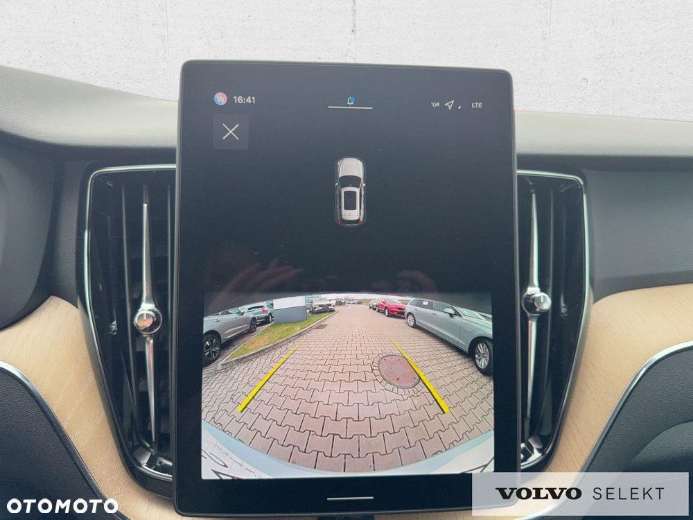 Volvo XC 60 - 30