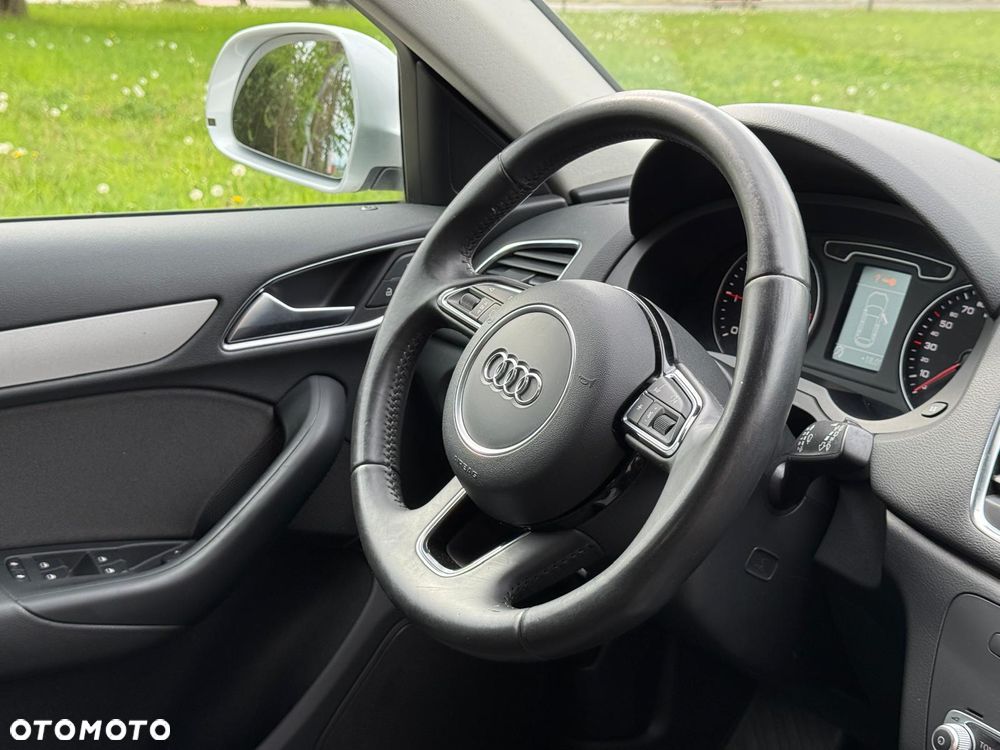 Audi Q3 2.0 TDI Edycja Specjalna - 23