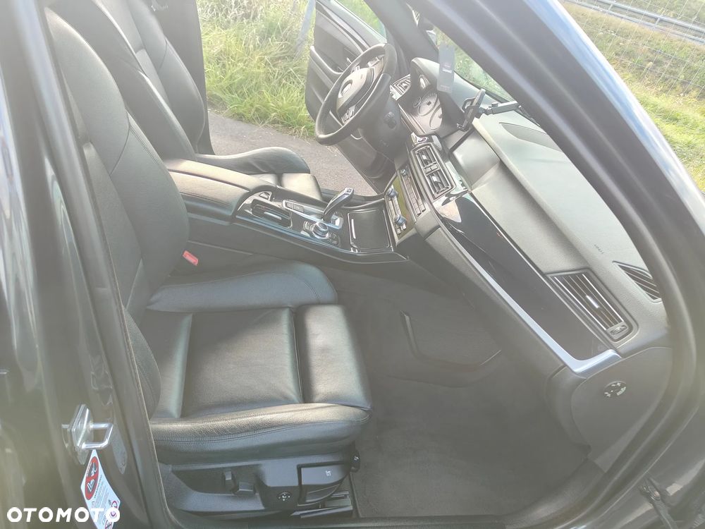 BMW Seria 5 - 11