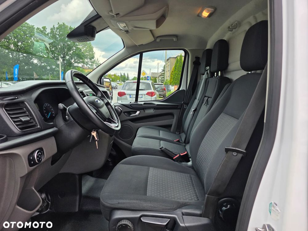 Ford Transit Custom 290 L2H1 Limited - 14
