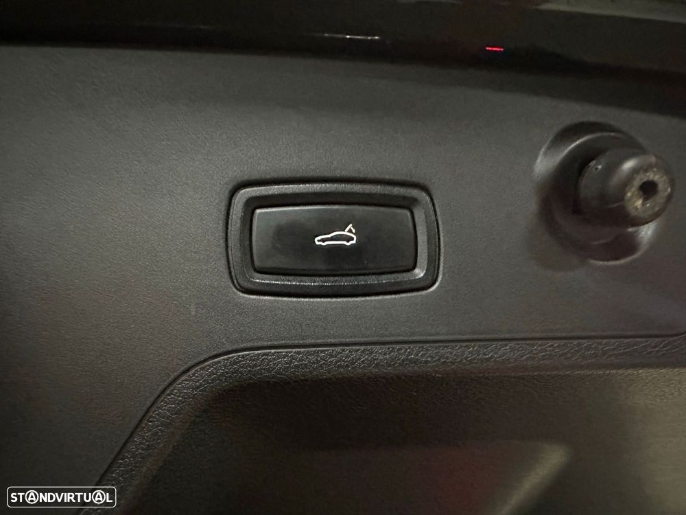 Porsche Panamera Sport Turismo - 30