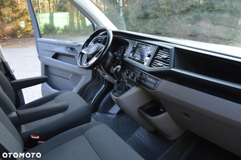 Volkswagen Transporter T6.1 - 14