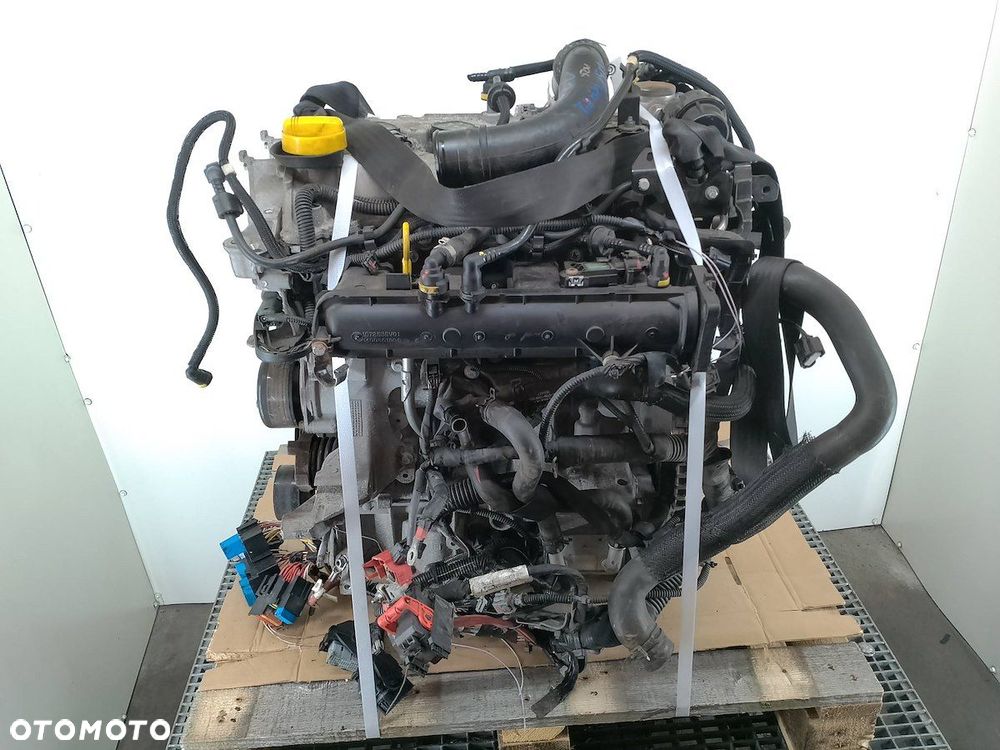 SILNIK RENAULT CLIO IV H5FG412 1.2 TEC - 10
