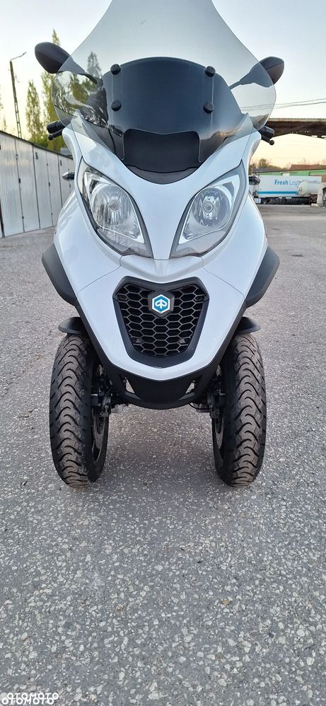 Piaggio MP-3 - 23