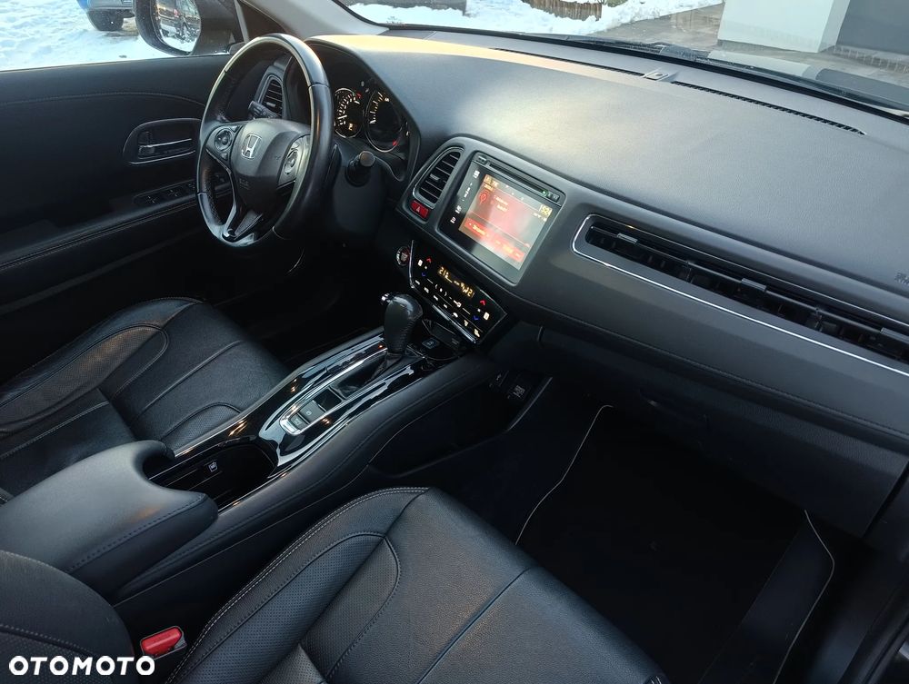 Honda HR-V 1.5 i-VTEC CVT Executive - 23