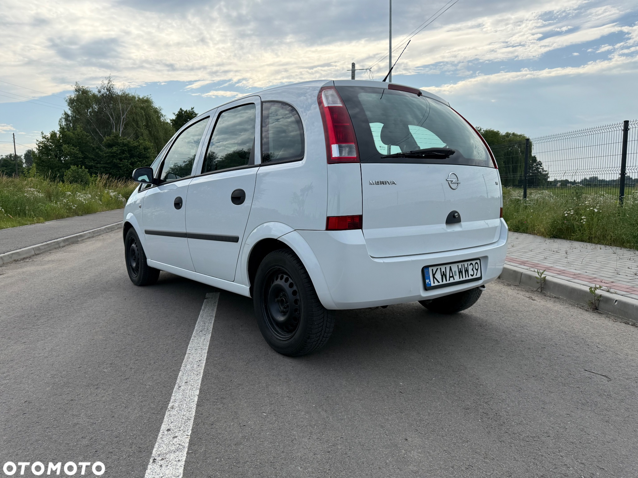 Opel Meriva 1.6 16V (Essentia) - 13