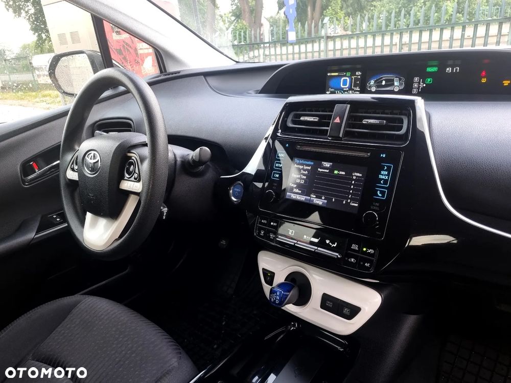 Toyota Prius - 5