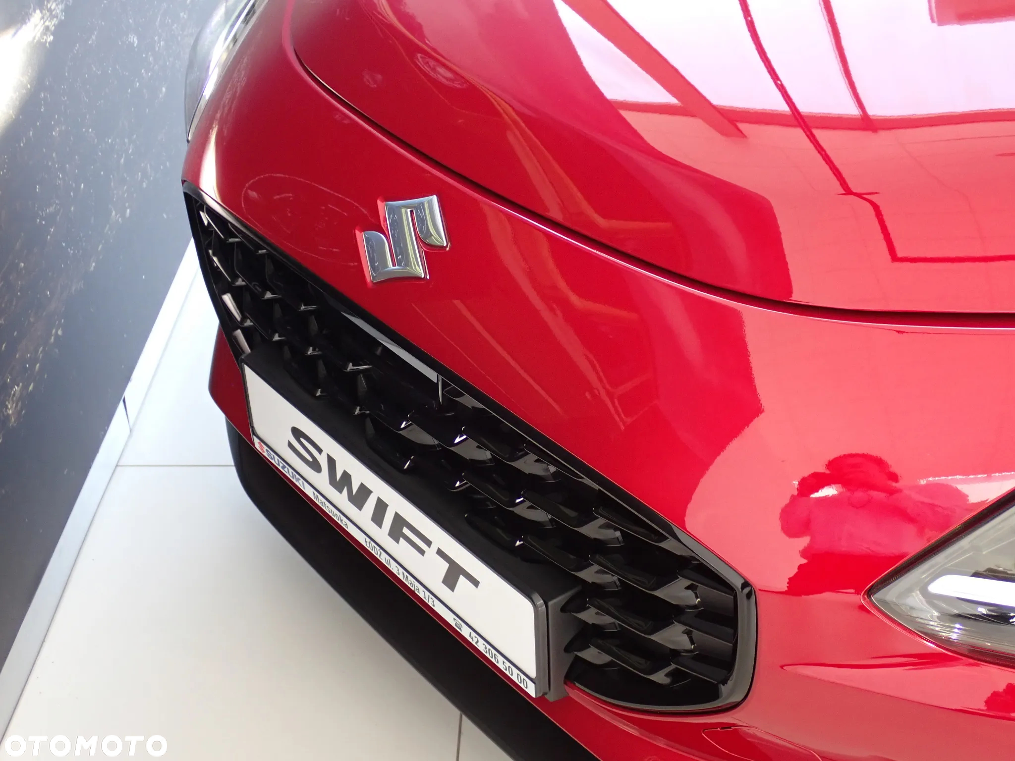 Suzuki Swift 1.2 Dualjet SHVS Premium Plus CVT - 6