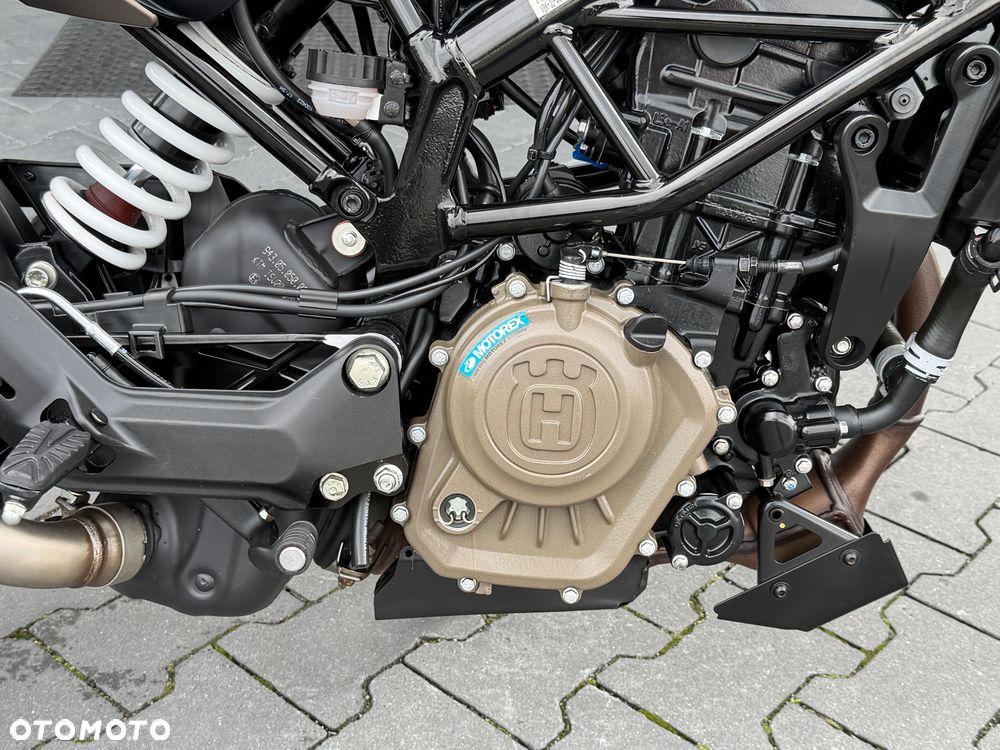 Husqvarna Svartpilen - 16