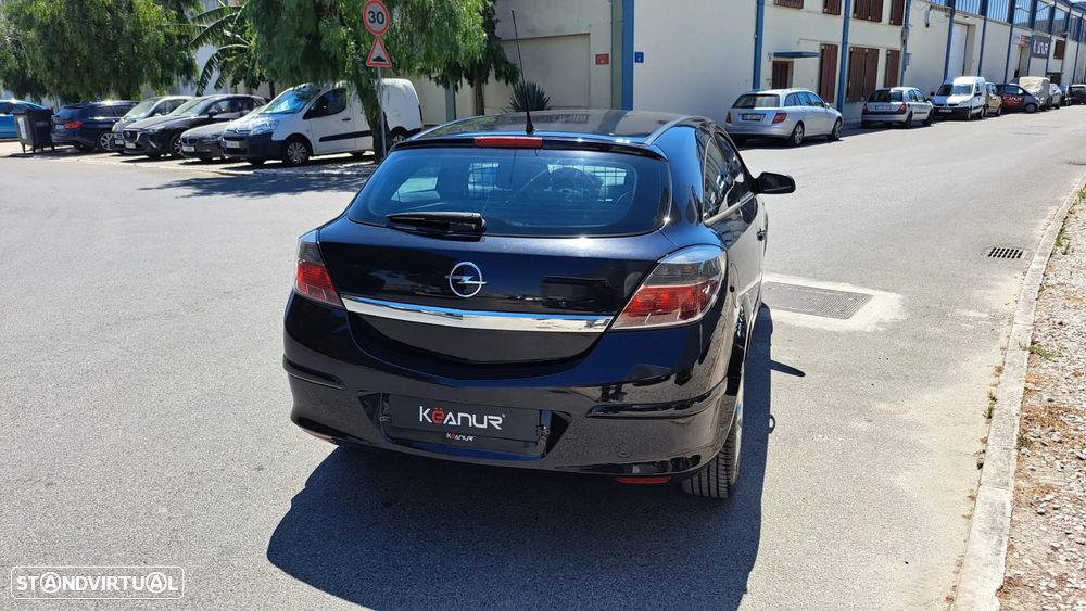 Opel Astra GTC 1.7 CDTI Sport - 18