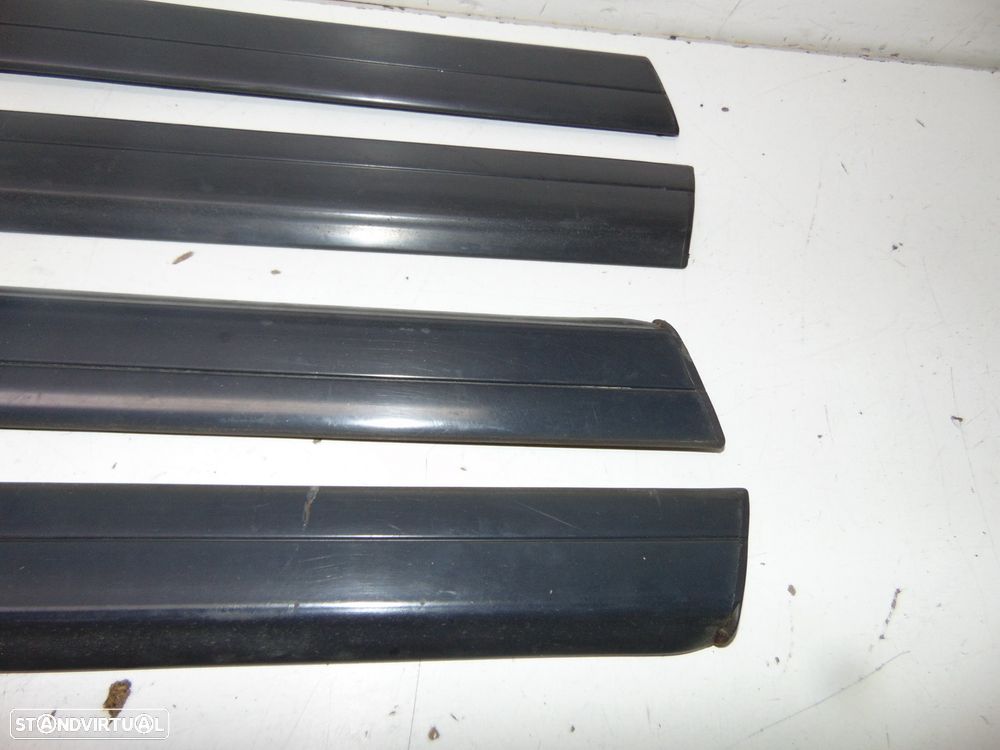Mercedes w201/190 frisos inferiores - 2
