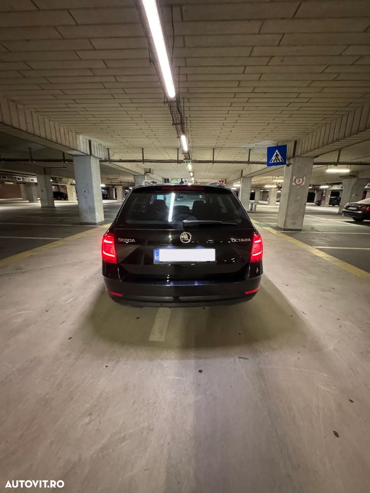 Skoda Octavia 2.0 TDI DSG Style - 6