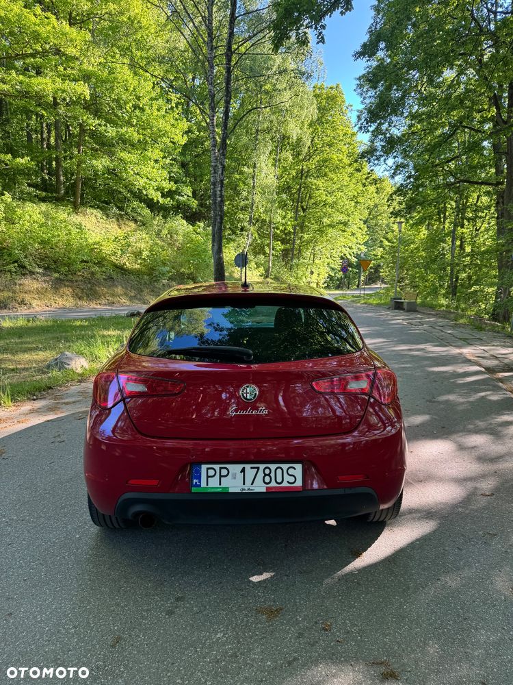Alfa Romeo Giulietta 1.6 JTDM Distinctive - 4