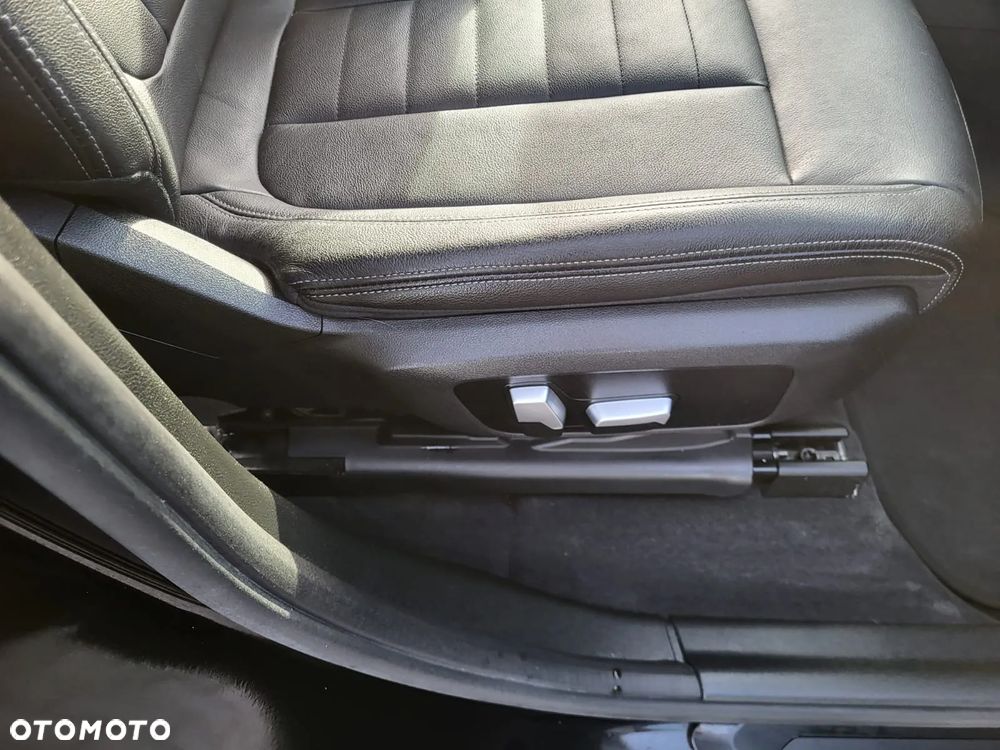 BMW X3 xDrive30i Advantage sport - 29