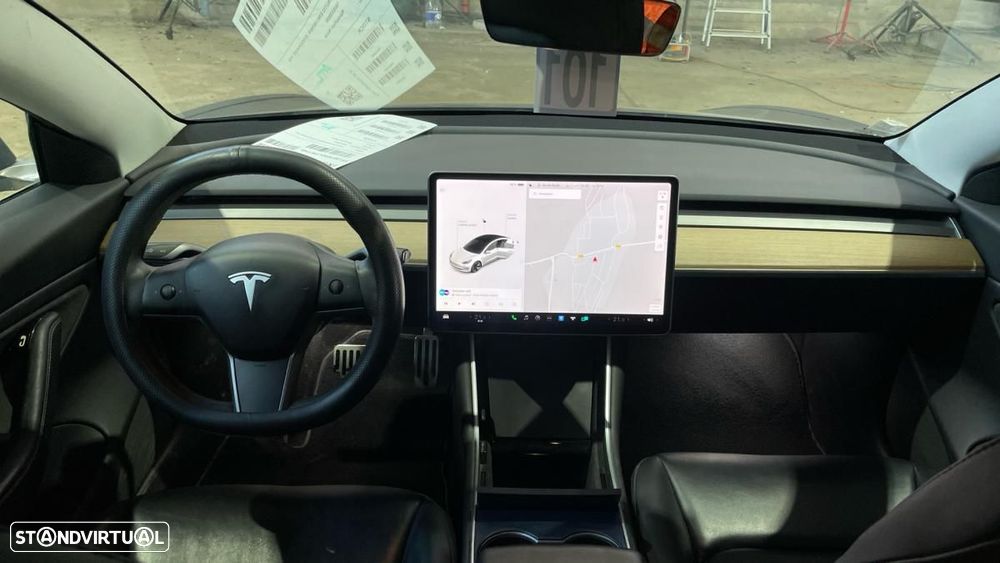 Tesla Model 3 Long-Range Dual Motor AWD - 4