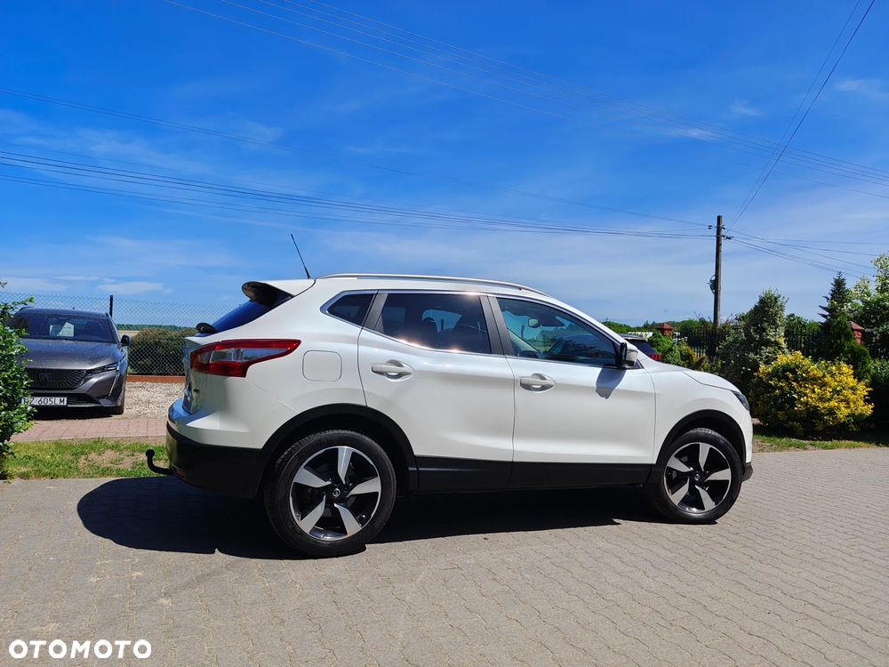 Nissan Qashqai 1.5 dCi N-Connecta - 27