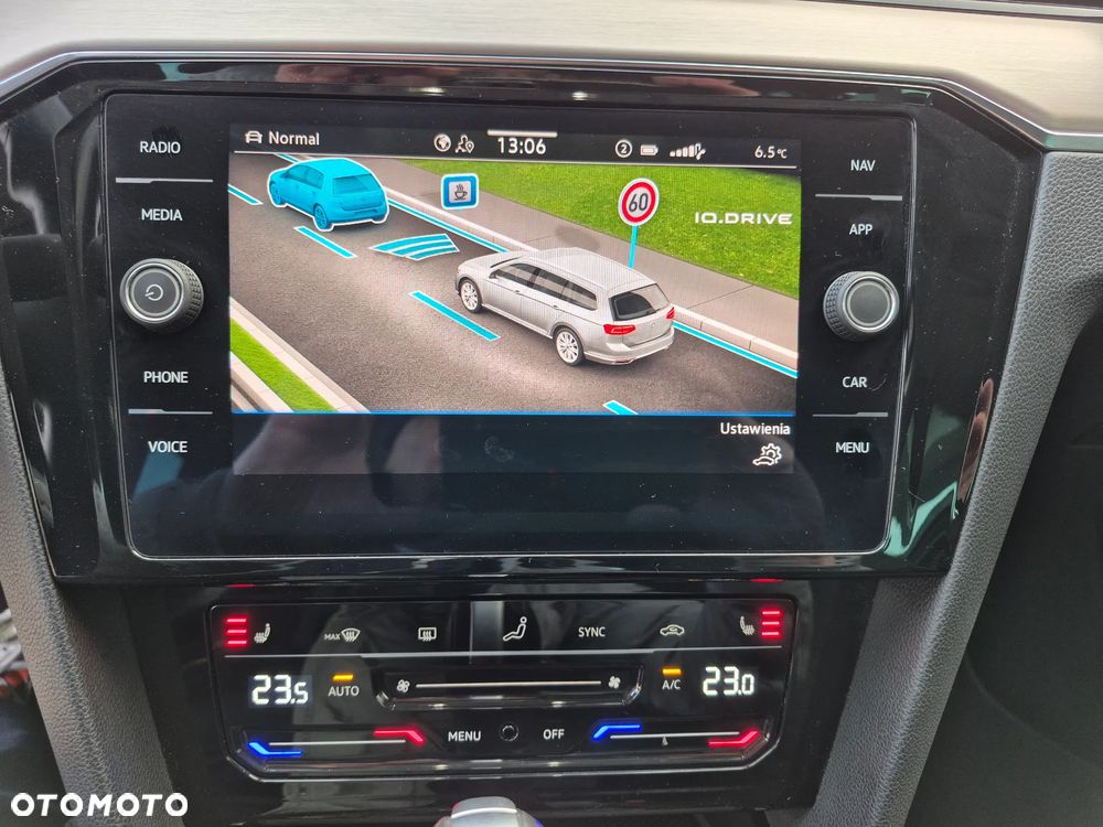 Volkswagen Passat 2.0 TDI EVO Elegance DSG - 13