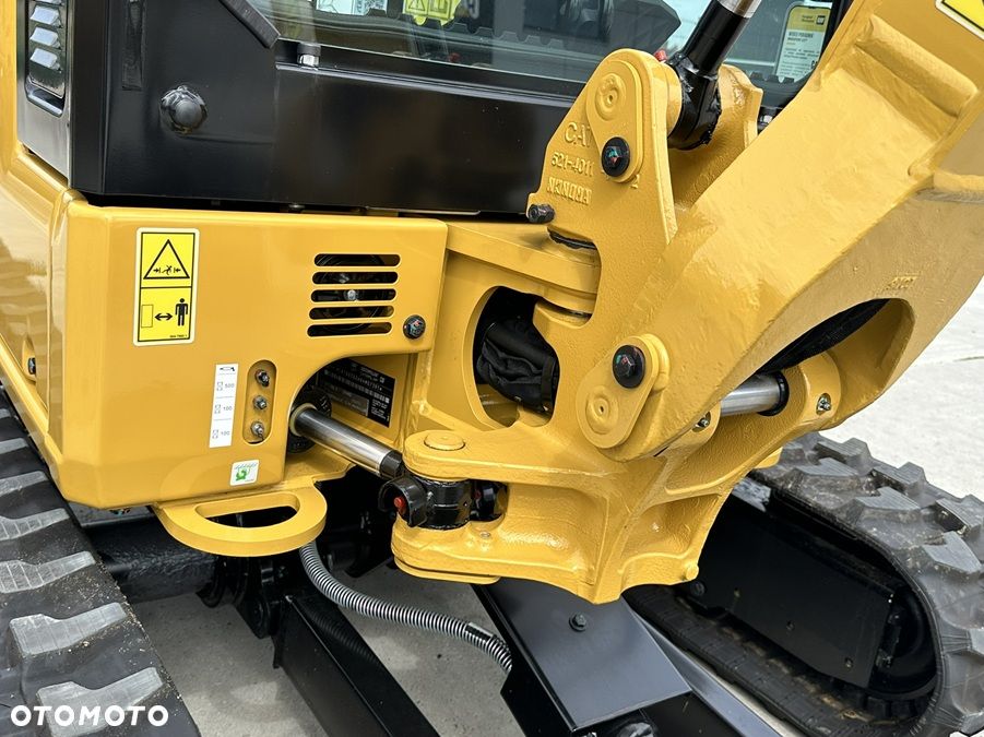 Caterpillar 302 CR - 10