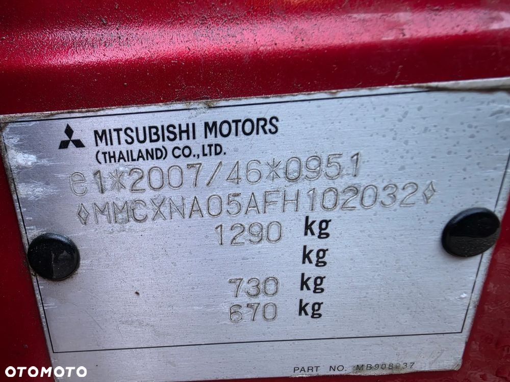 Mitsubishi Space Star 1.0 Inform - 18