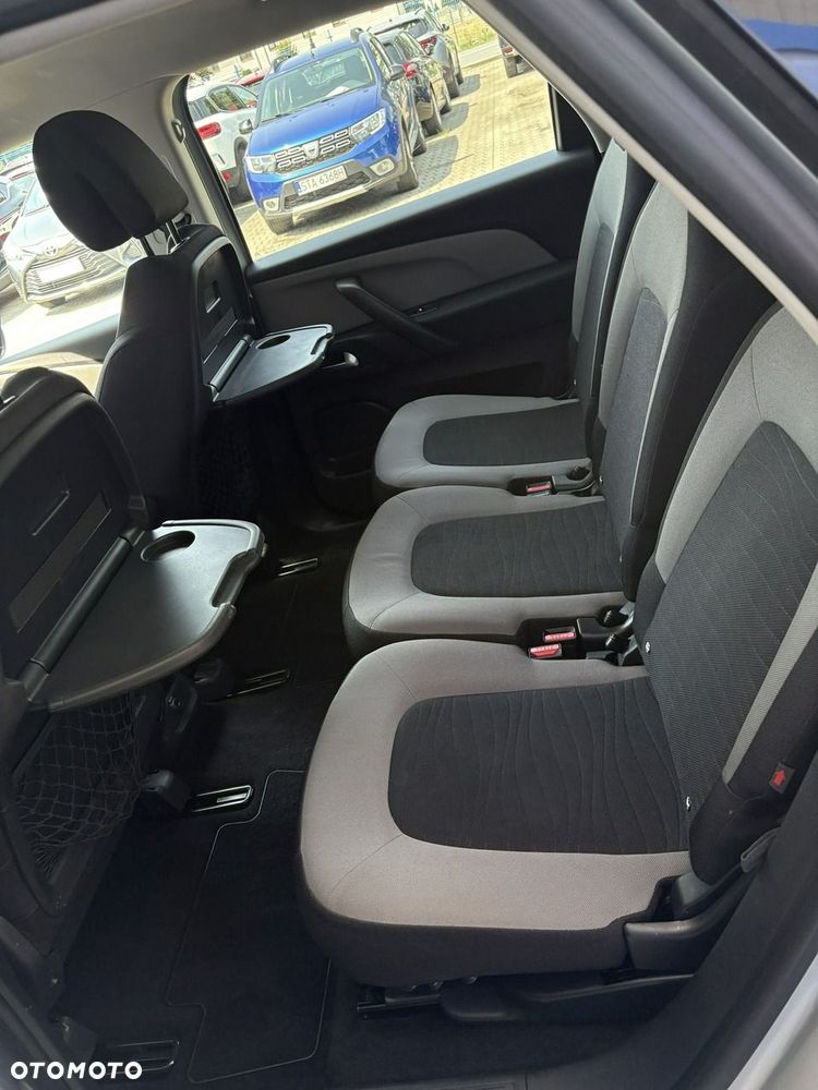 Citroën C4 Picasso - 17