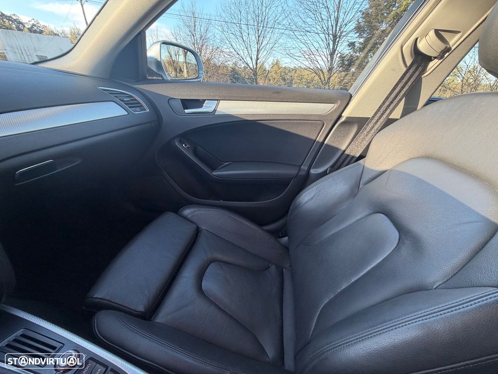 Audi A4 Avant 2.0 TDI Multitronic S-line - 17