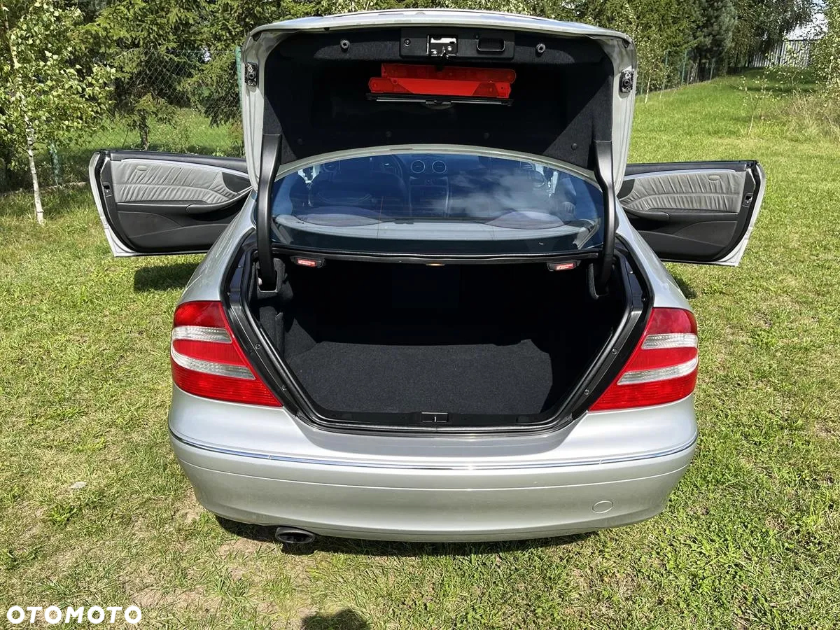 Mercedes-Benz CLK Coupe 200 Kompressor Avantgarde - 10