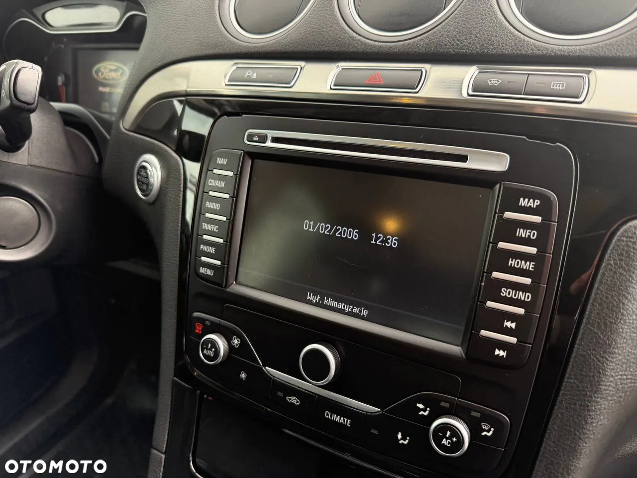 Ford S-Max 2.0 TDCi DPF Business Edition - 34