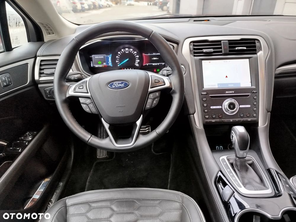 Ford Mondeo - 9