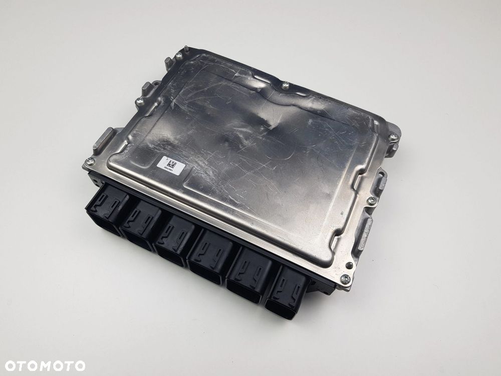 Komputer Sterownik silnika ECU BMW G20 G30 B47 2.0d 9886301 - 5