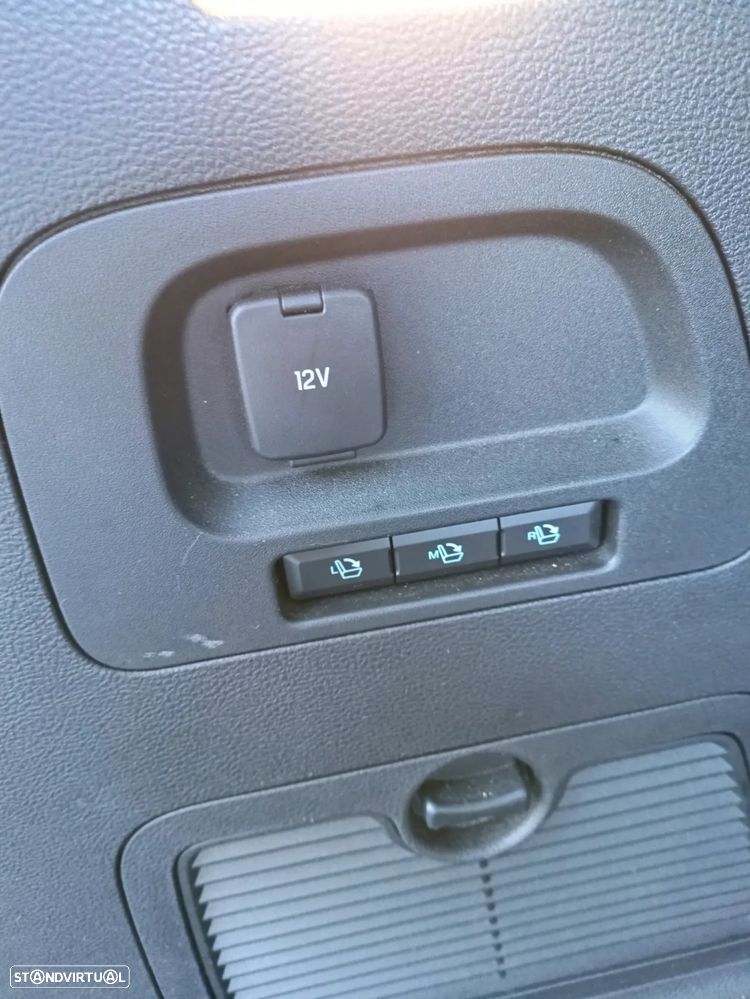 Ford S-Max 2.0 TDCi Titanium - 21