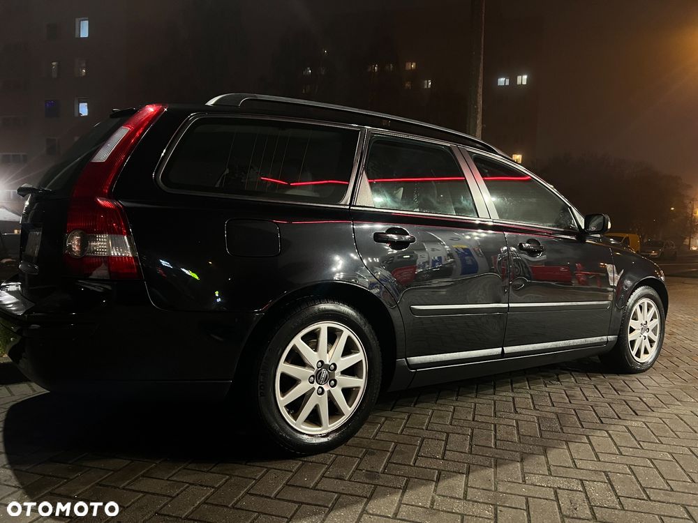Volvo V50 1.6D - 24