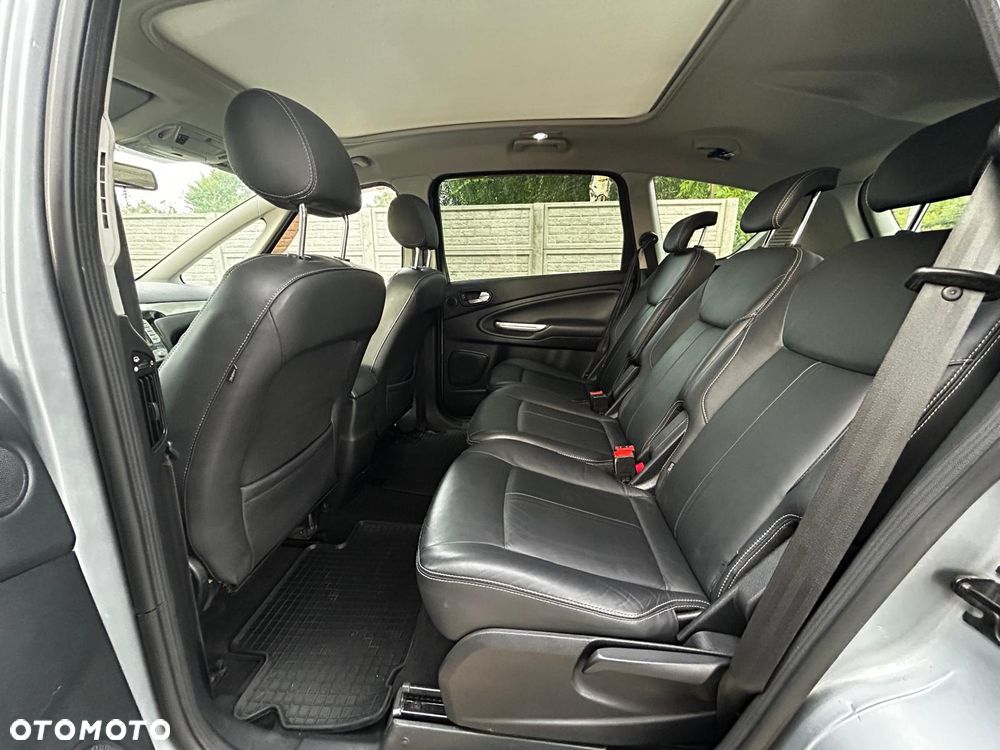 Ford S-Max 2.0 TDCi DPF Titanium X - 18