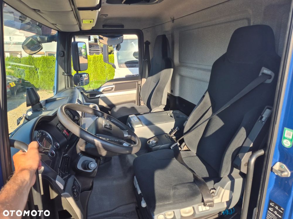 MAN TGM 18.290 Thermo King T-800r 2 zbiorniki z Niemiec 7.3m / 18 palet / winda i drzwi / OKAZJA - 15
