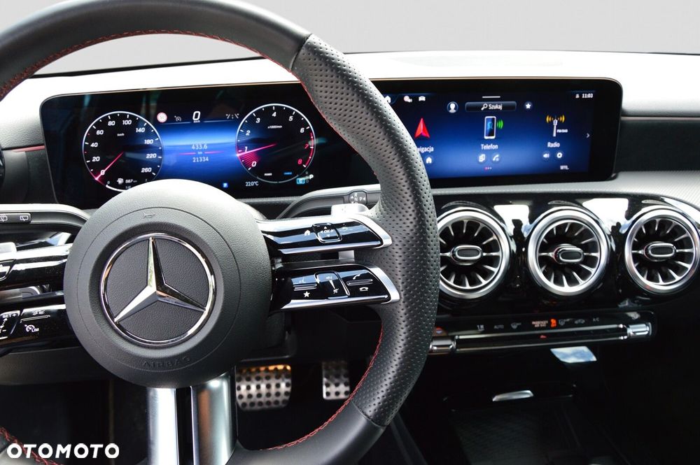 Mercedes-Benz Klasa A 200 AMG Line 7G-DCT - 16