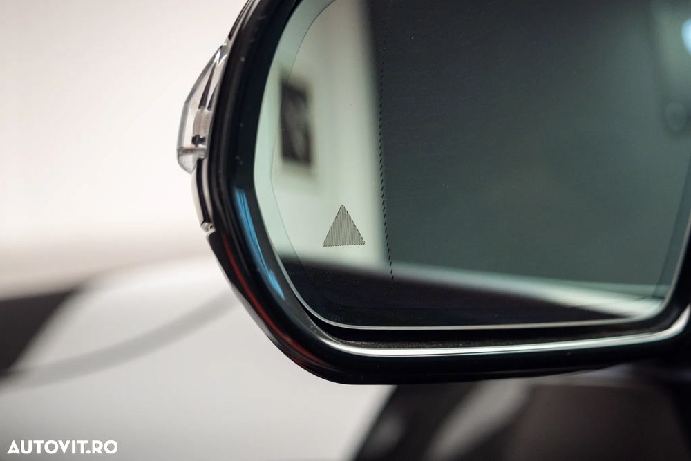 Mercedes-Benz E 220 d 4Matic 9G-TRONIC AMG Line - 26