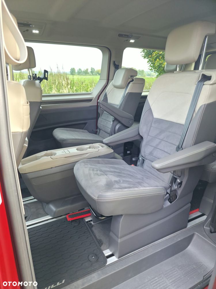 Volkswagen Multivan - 9