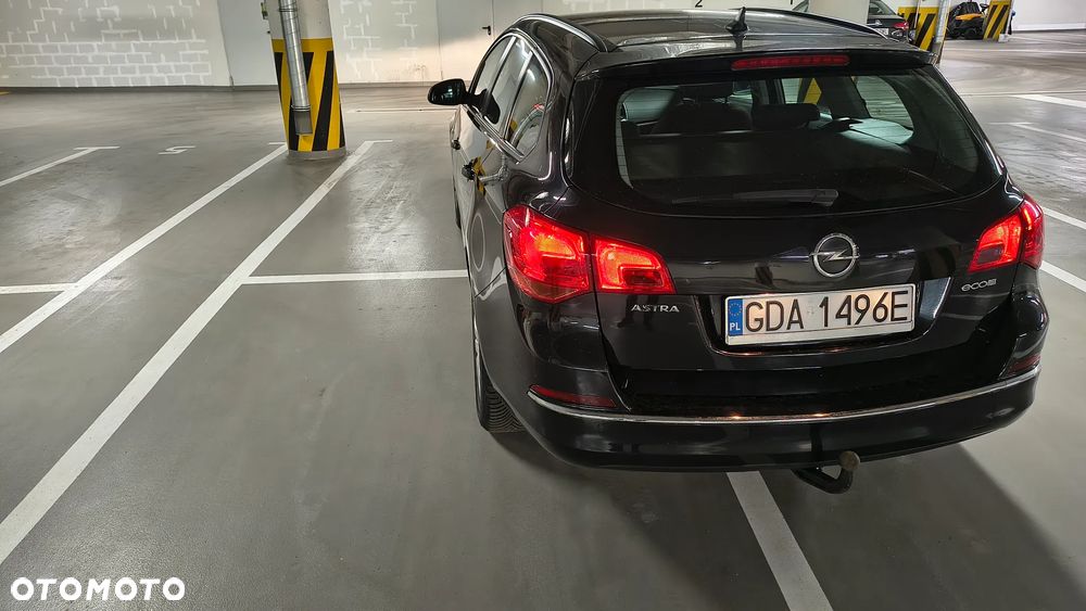 Opel Astra 1.6 CDTI Dynamic - 11
