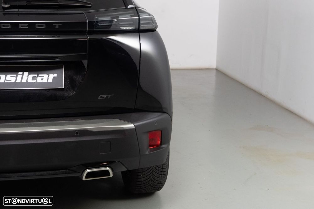 Peugeot 2008 1.2 PureTech GT EAT8 - 17