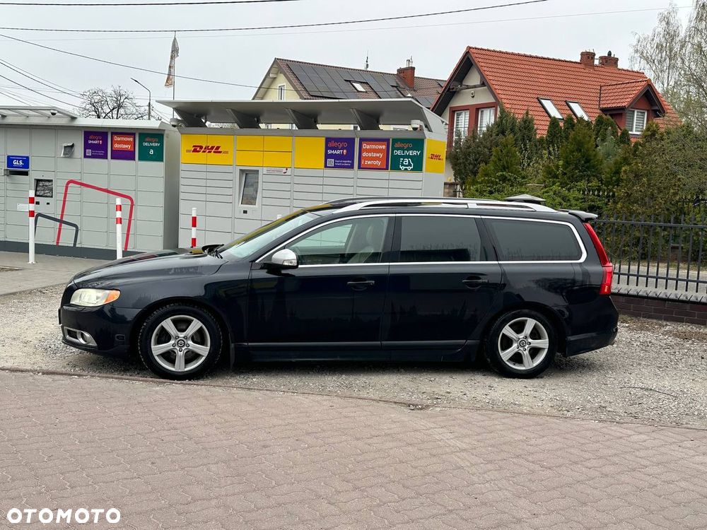 Volvo V70 D5 Ocean Race - 3